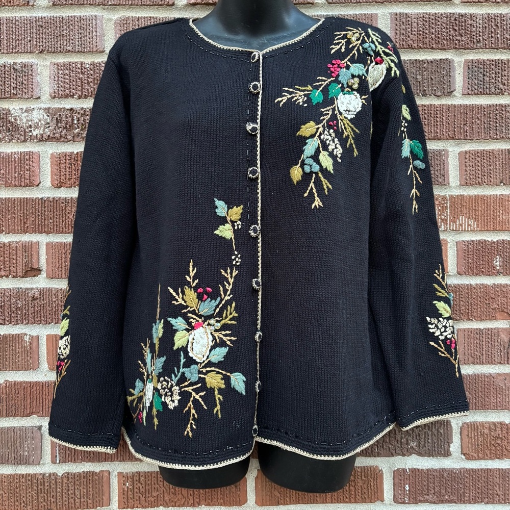 Heirloom Collectibles Cardigan Sweater M Ramie Cotton Embroidered Beaded vintage